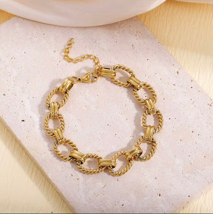 Luxe Loop Bracelet Set