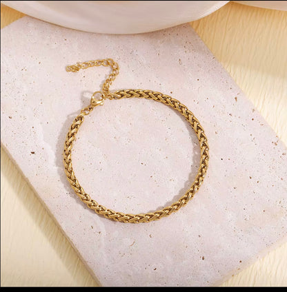 Luxe Loop Bracelet Set